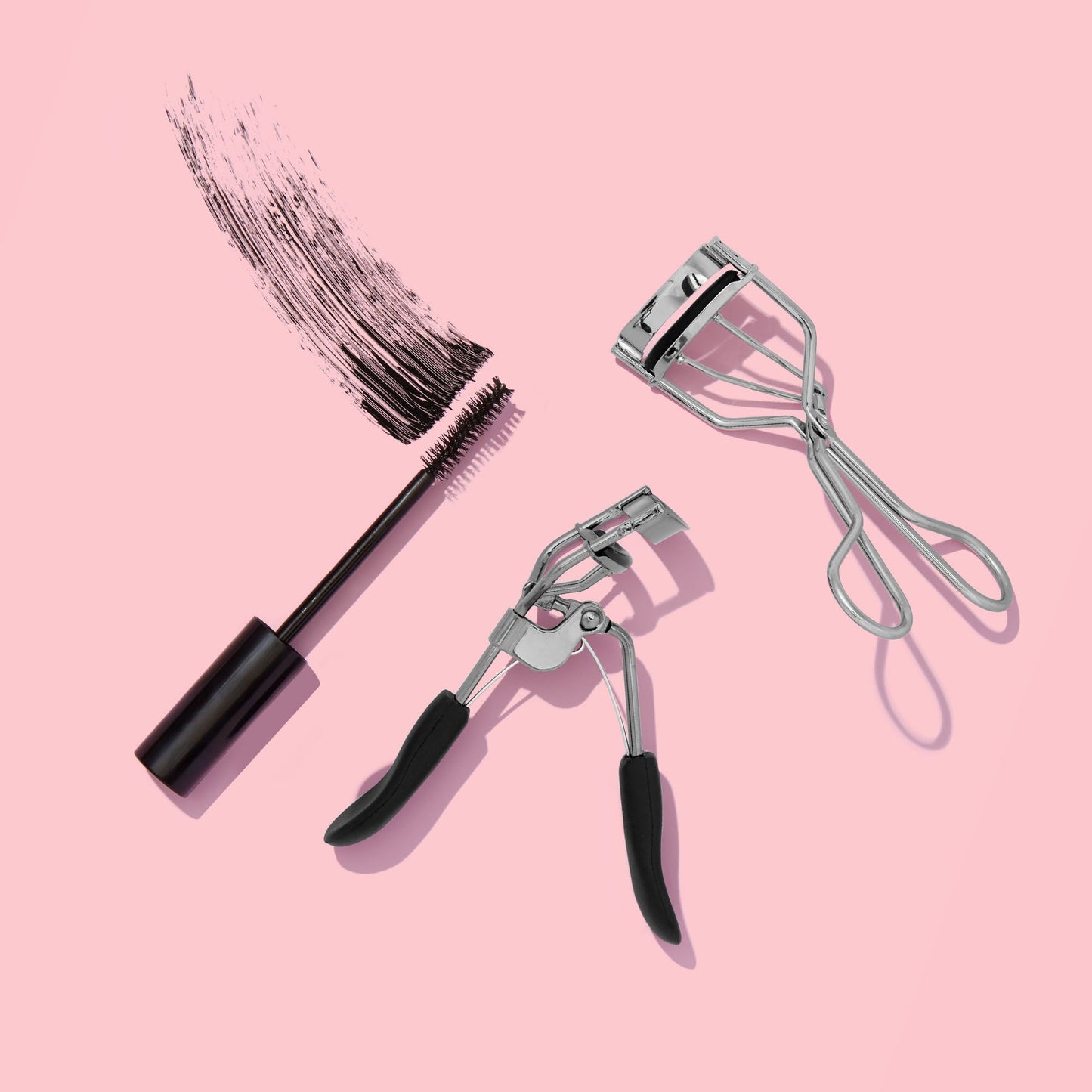 pro-eyelash-curler-u4 08192019_092019_SL_EyelashCurlersMascara_96055_IGF.jpg