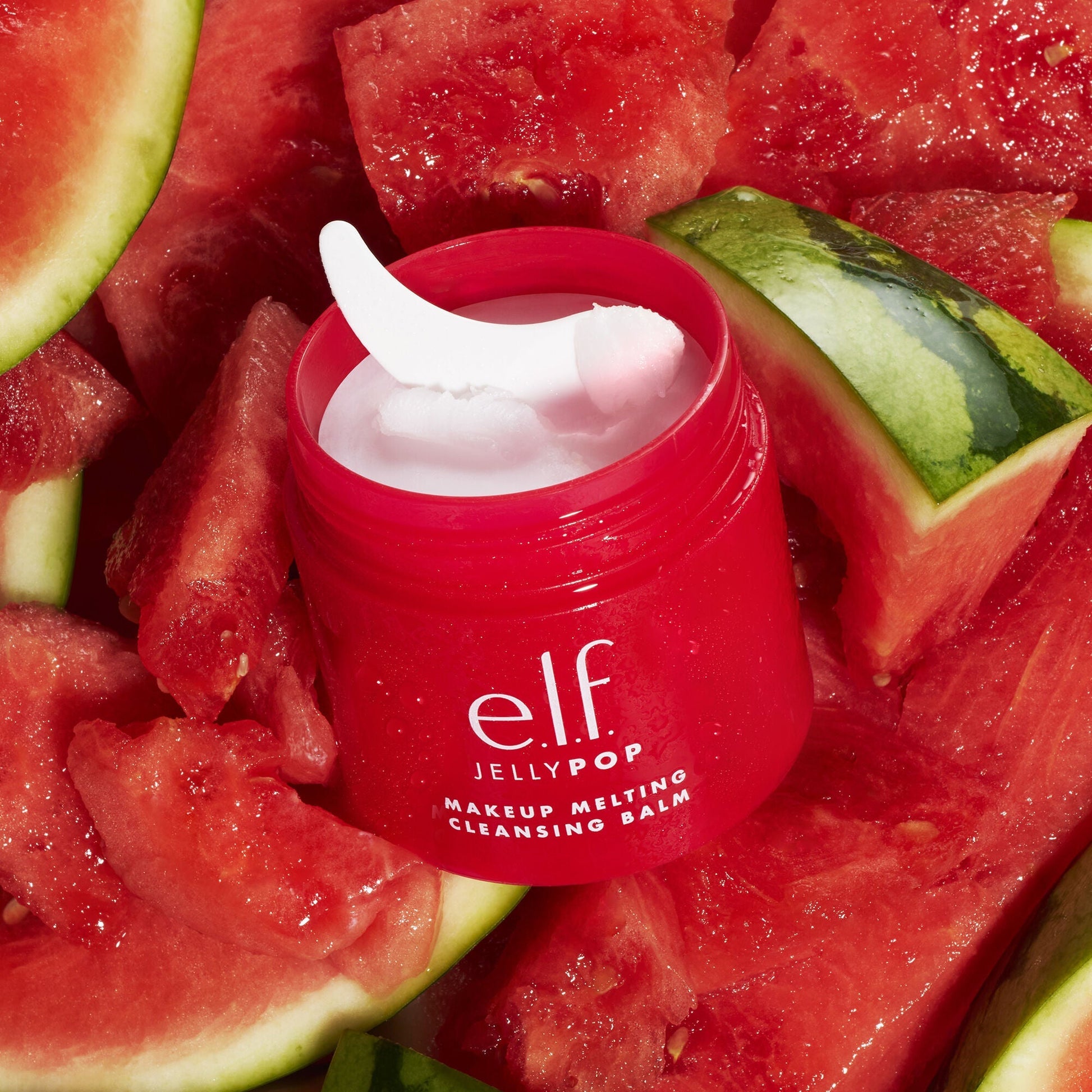 jelly-pop-makeup-melting-cleansing-balm-v9 021825_elf_JP_CleansingBalm_Texture_WATER-OPEN_PLATE_186_IGF.jpg