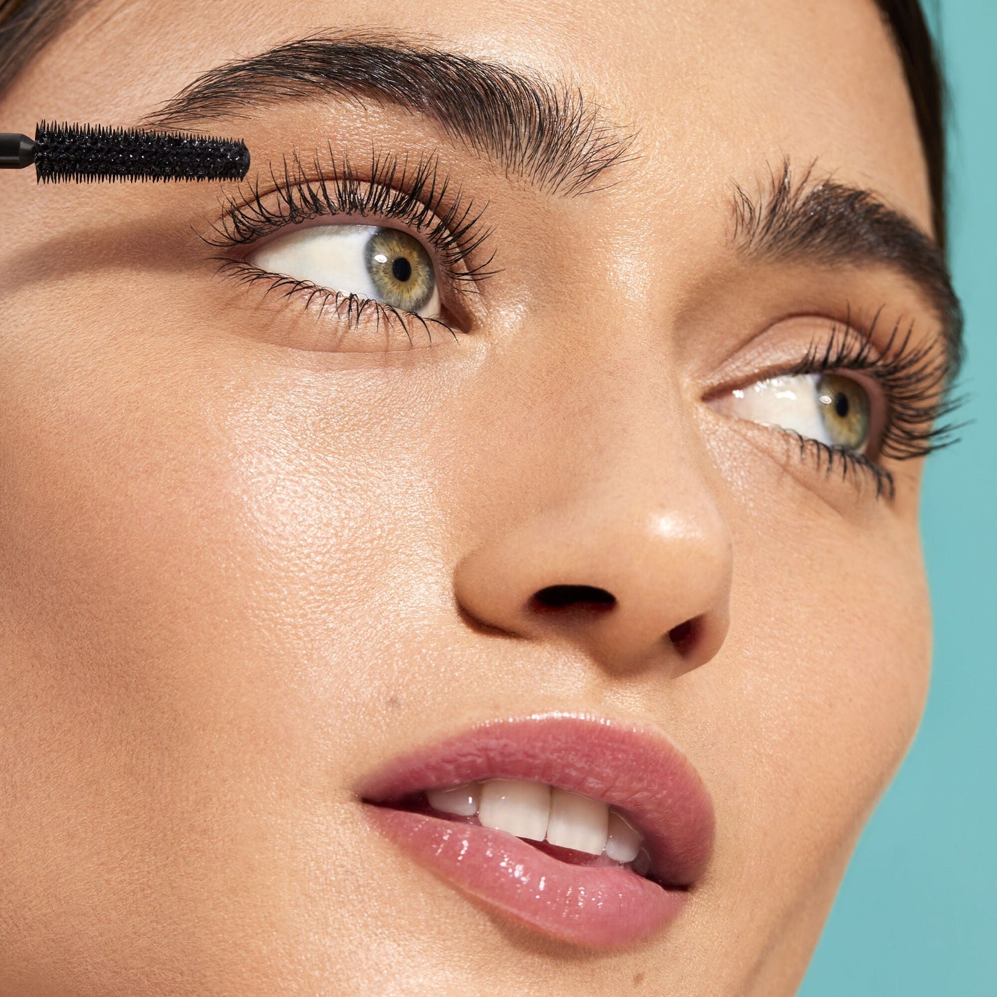 lash-xtndr-mascara-s9 060623_Lexi_LashXtndr_Look1_093_v4_RGB_IGF.jpg