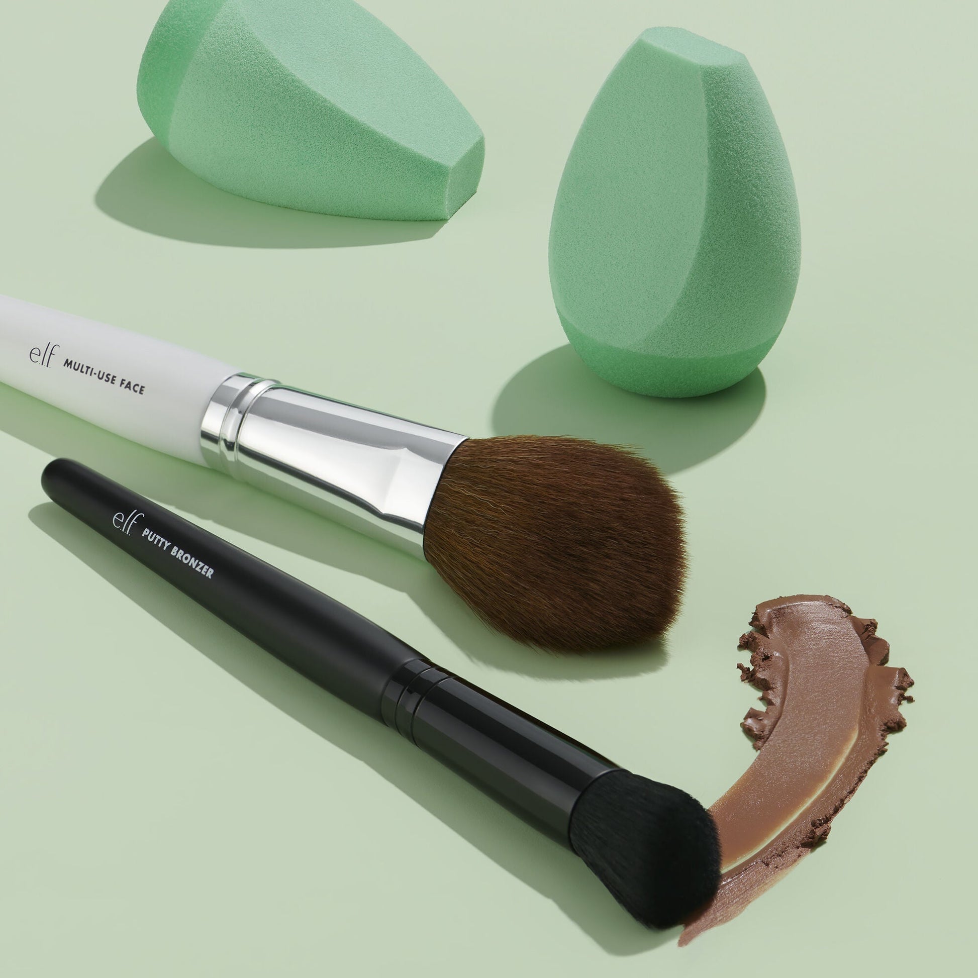 multi-use-face-brush-g7 082521_Brushes_V2_IGF.jpg