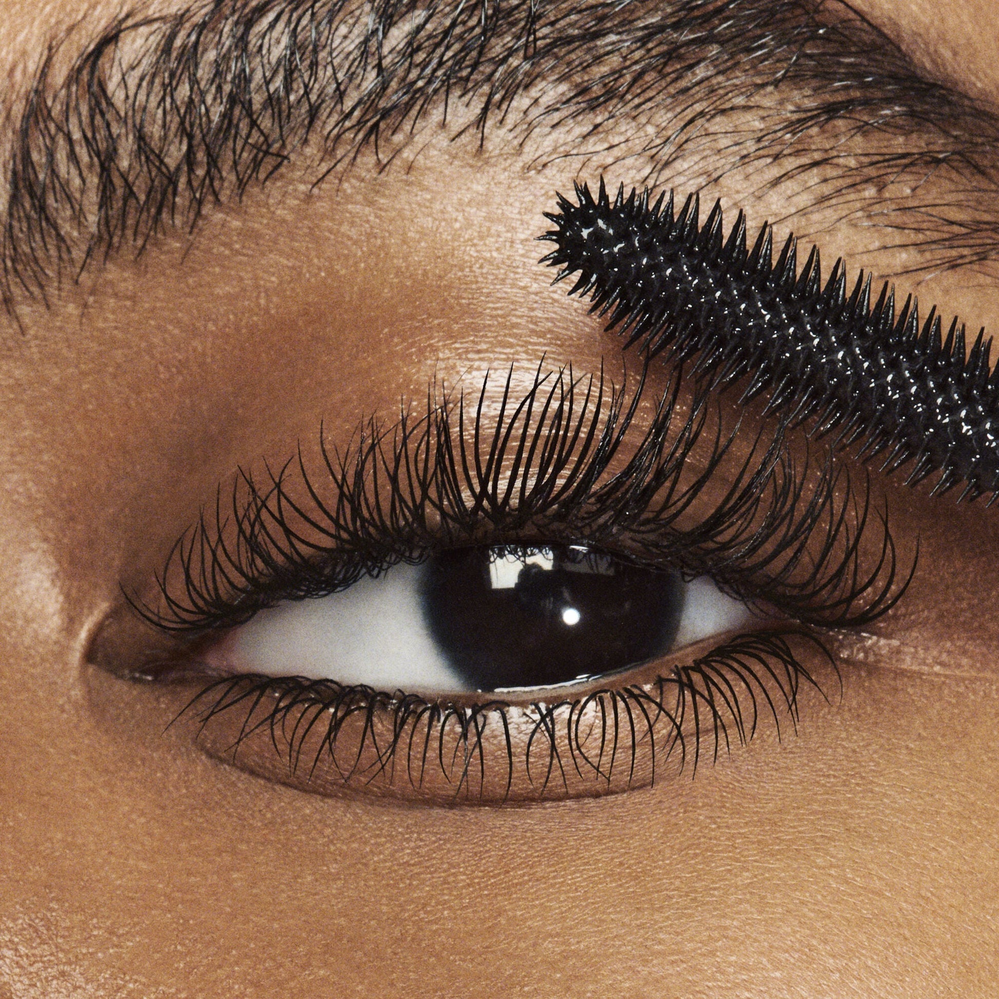 lash-it-loud-mascara-u7 09292020_Ashley_LashLip_065_v4b_IGF.jpg