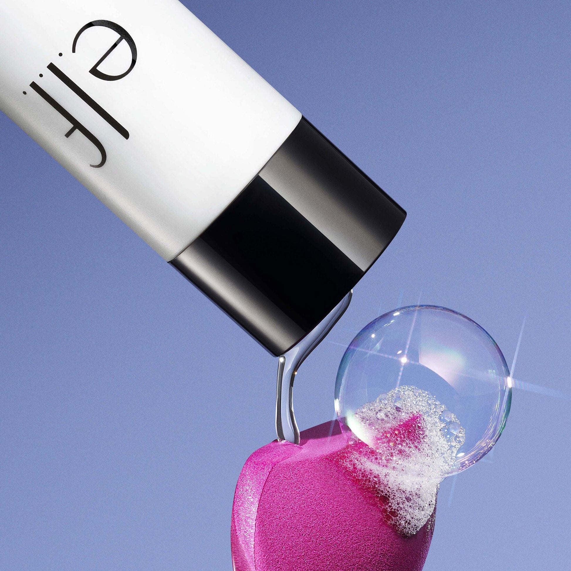 clean-queen-liquid-brush-and-sponge-cleaner-g0 111124_elf_CleanQueen_Tools_0032_MAIN-HELICON_358_w2QC_IGF.jpg