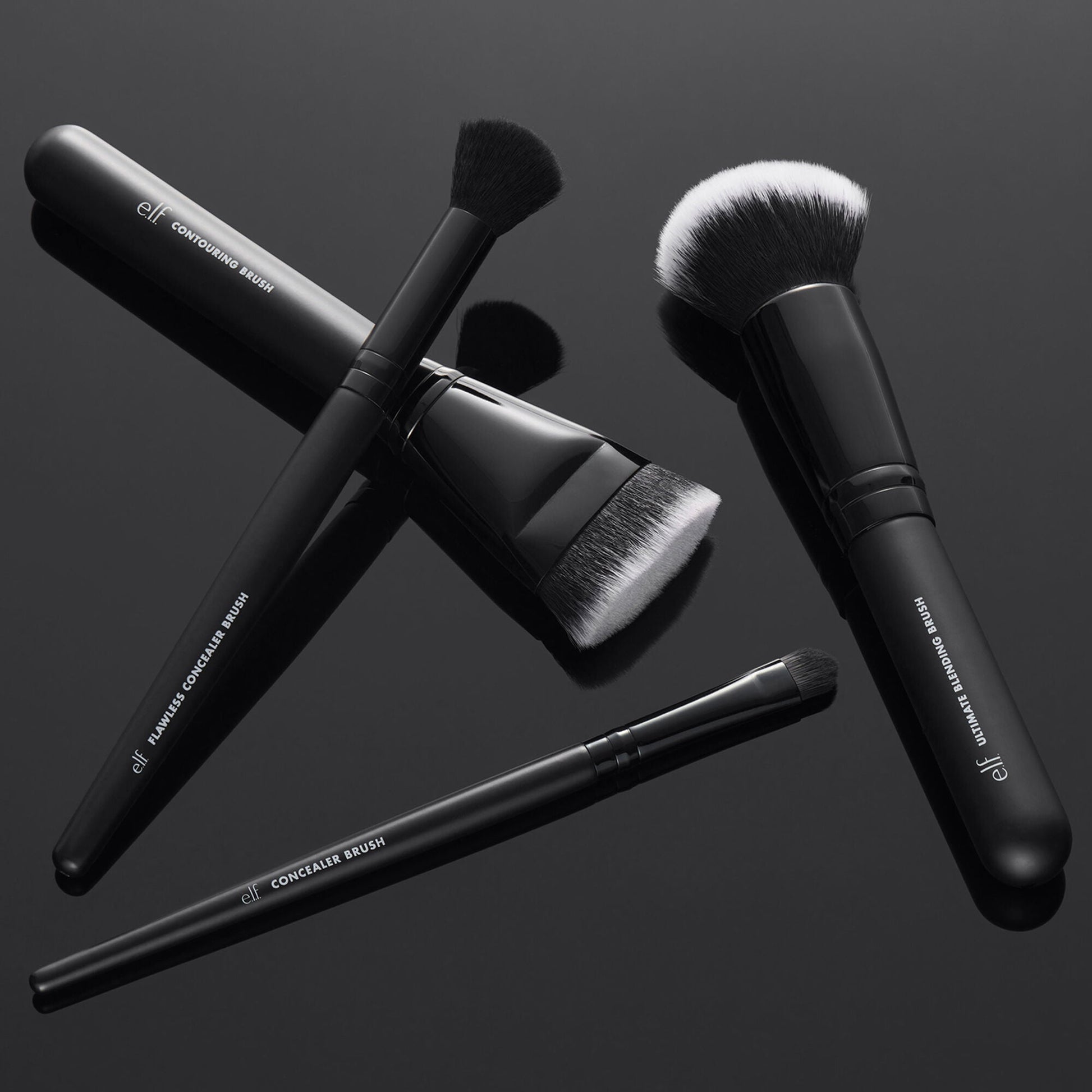 foundation-and-concealer-brush-set-m7 12142020_ComplexionPerfection-FaceBrush_0028_FocusBracket-MAIN_V2_IGF.jpg