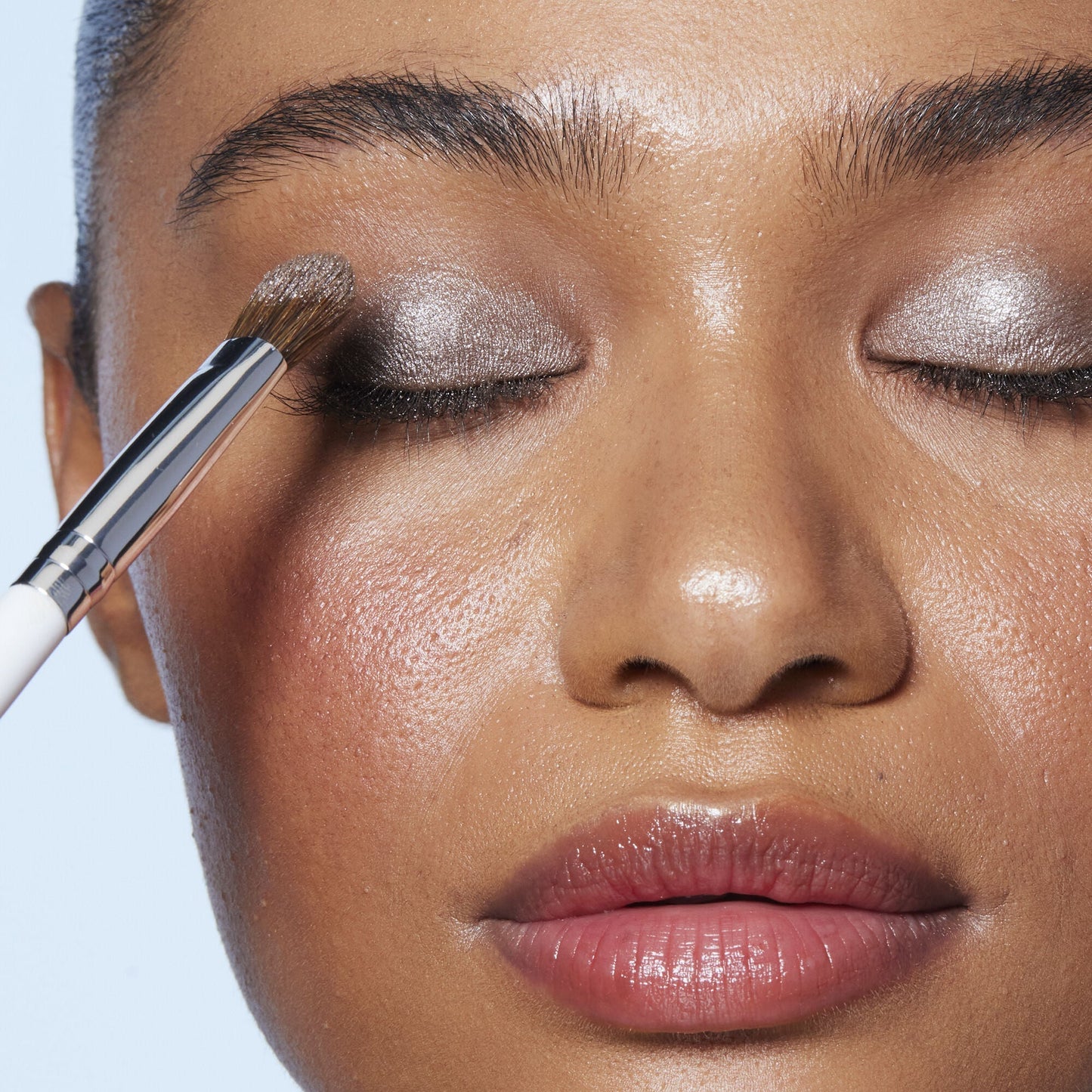 wide-tapered-eyeshadow-brush-t6 21994_Wide_Trapered_Eyeshadow_Brush.jpg