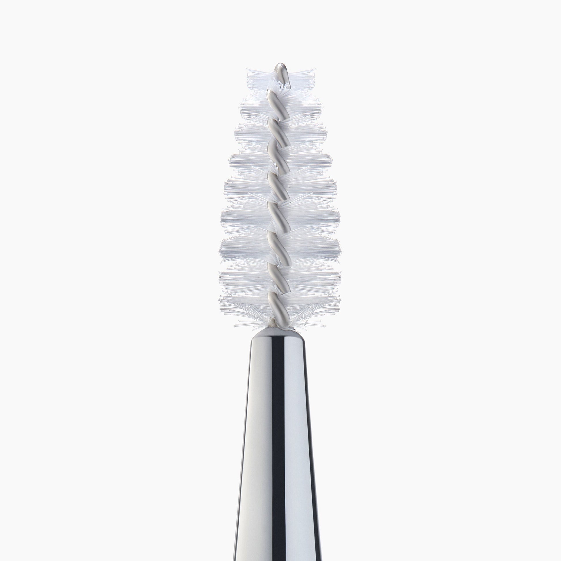 precision-dual-sided-eyebrow-brush-c8 85315_PrecisionDualSidedEyeshadowBrush_Macro_1_V2.jpg